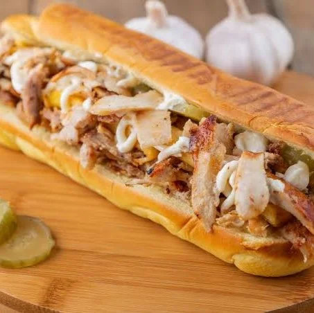 ساندوتش شاورما فراخ